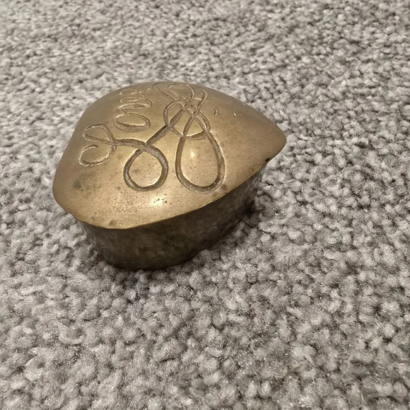 LOVE Brass Trinket Box Vintage - Picture 2 of 8